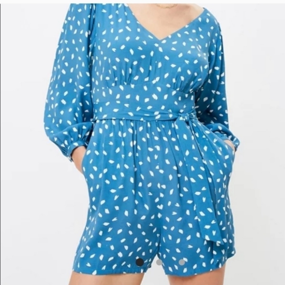 ❤️‍🔥💙Loft-Brushstroke Long sleeve Blue and White Romper-Size 14 petite